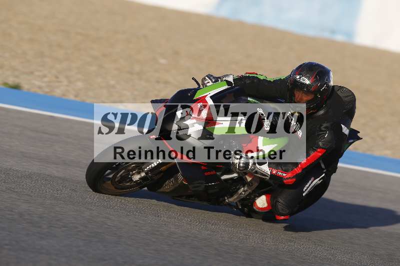 /Archiv-2024/02 29.01.-02.02.2024 Moto Center Thun Jerez/Gruppe gruen-green/641